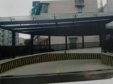 地下車庫玻璃5