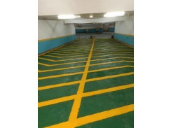 車庫過道